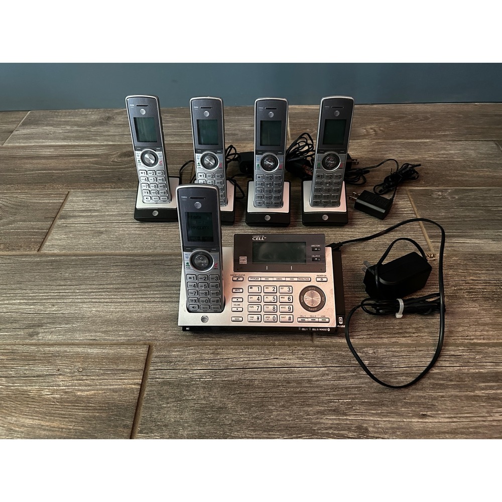 AT&T CL2940‎ Cordless Phone System Answering Machine 5 Handsets Home Office